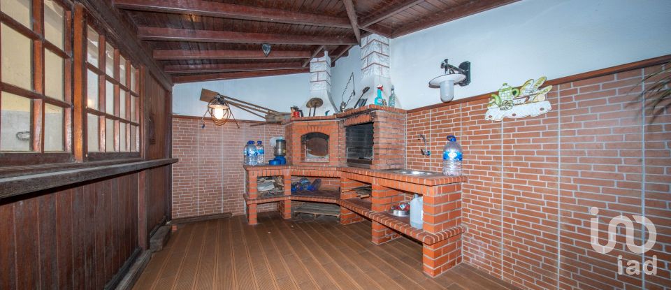 Moradia T4 em Ramada e Caneças de 270 m²