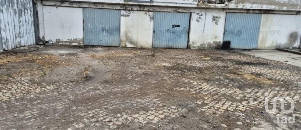 Loja / Estabelecimento Comercial em Constantim e Vale de Nogueiras de 2 362 m²