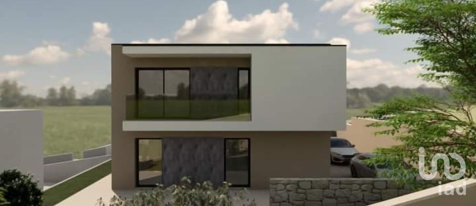 Building plot in Peso da Régua e Godim of 591 m²