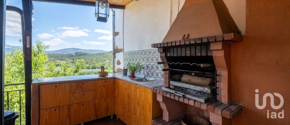 Moradia T4 em Arganil de 247 m²