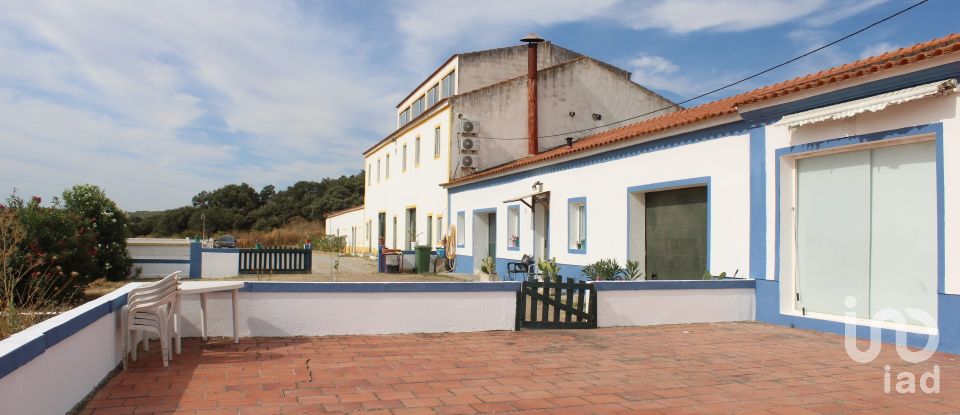 House T13 in São João Baptista of 583 m²