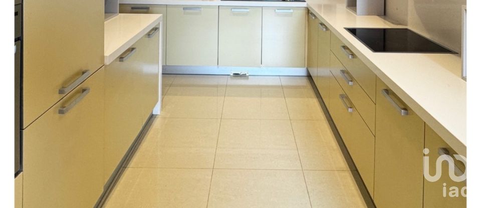 Apartamento T3 em Alcantarilha e Pêra de 140 m²