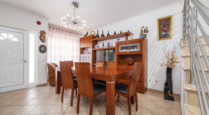 Maison T2 à Vila Nova de Cacela de 125 m²