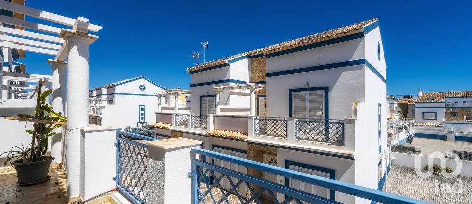 Maison T2 à Vila Nova de Cacela de 125 m²