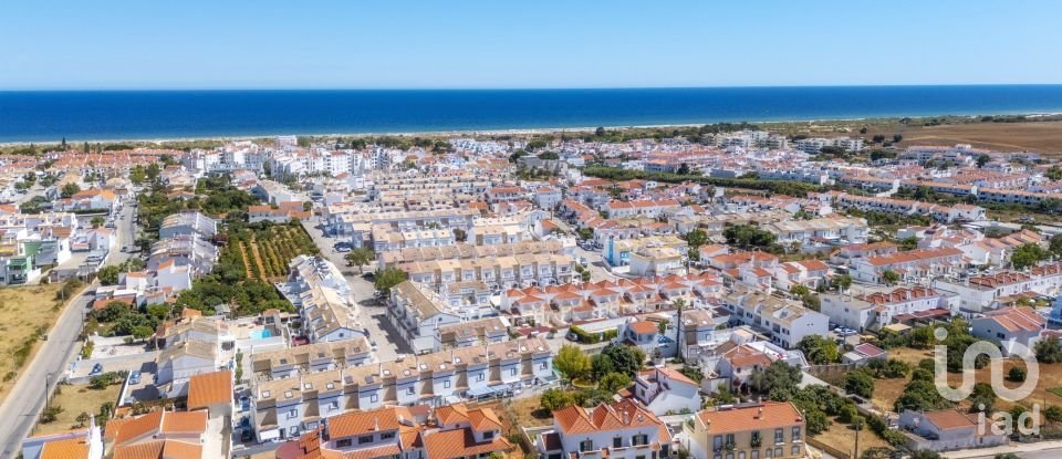 Maison T2 à Vila Nova de Cacela de 125 m²