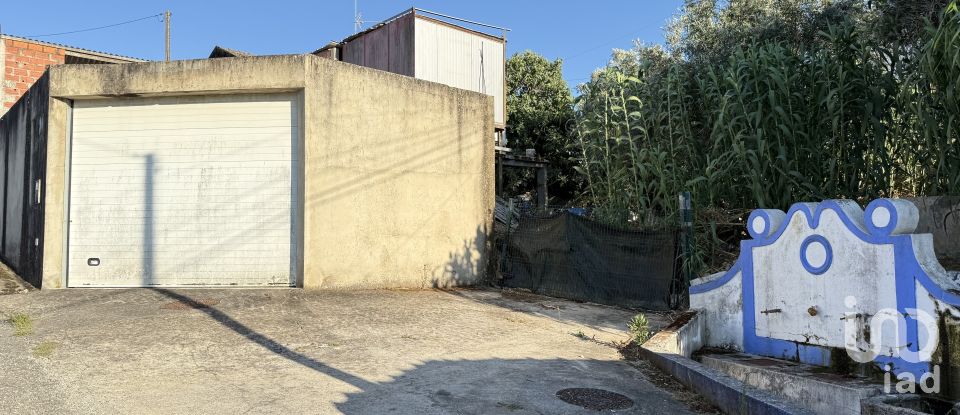 House/villa T0 in Alcanede of 35 m²