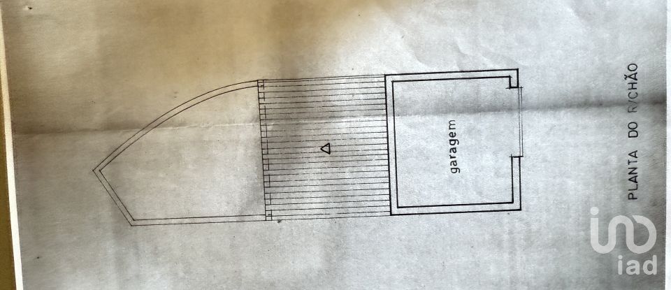 House/villa T0 in Alcanede of 35 m²