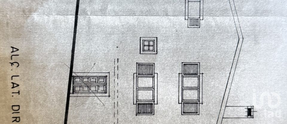 House/villa T0 in Alcanede of 35 m²