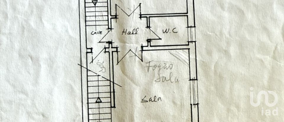 House/villa T0 in Alcanede of 35 m²