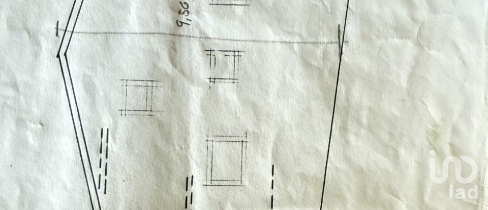 House/villa T0 in Alcanede of 35 m²