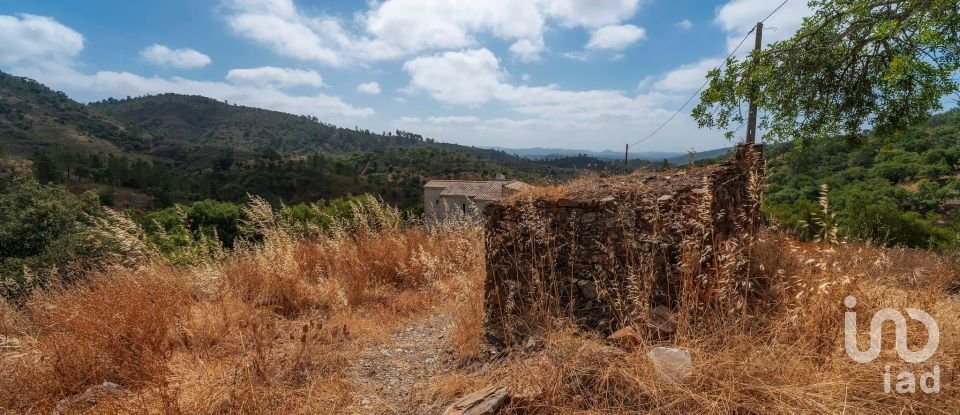 Terreno urbano em Salir de 755 m²
