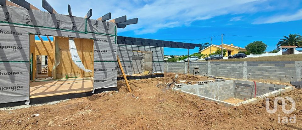 Moradia T3 em A dos Cunhados e Maceira de 158 m²