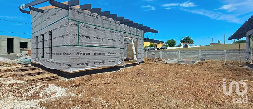 Moradia T3 em A dos Cunhados e Maceira de 158 m²