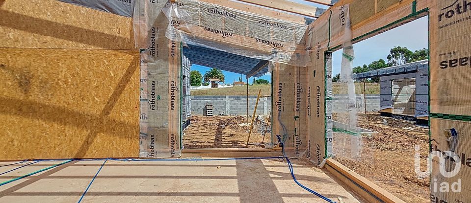 Moradia T3 em A dos Cunhados e Maceira de 158 m²