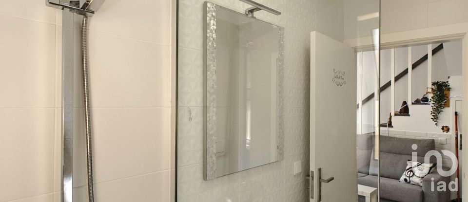 Maison de village T2 à Bensafrim e Barão de São João de 60 m²