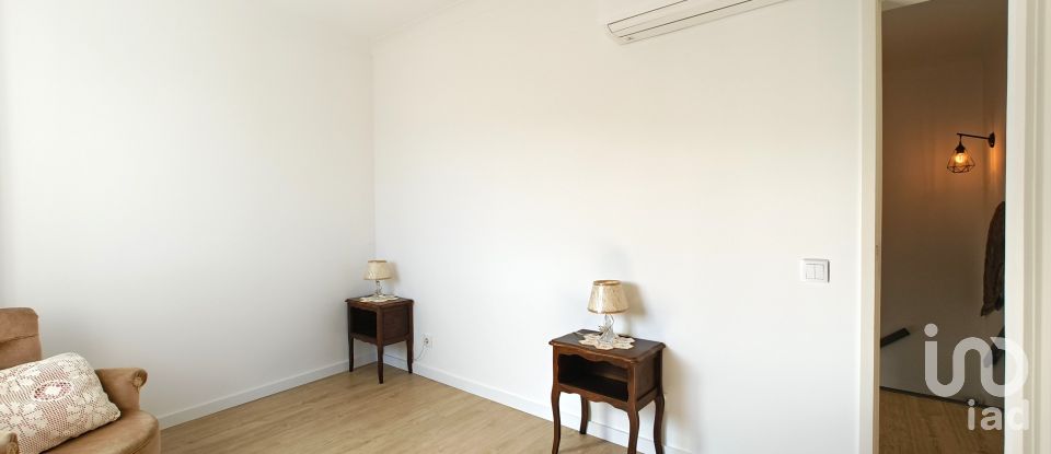 Maison de village T2 à Bensafrim e Barão de São João de 60 m²