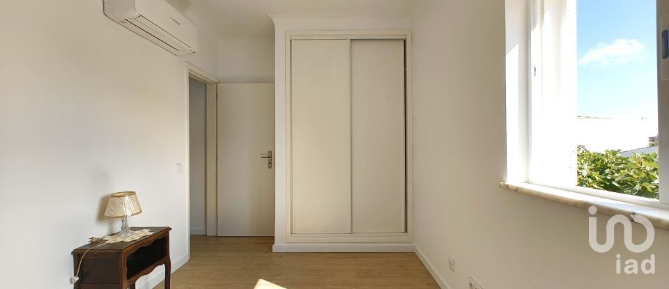 Maison de village T2 à Bensafrim e Barão de São João de 60 m²