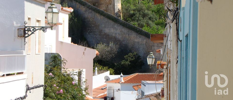 Maison de village T2 à Bensafrim e Barão de São João de 60 m²