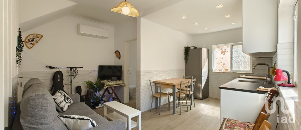 Maison de village T2 à Bensafrim e Barão de São João de 60 m²