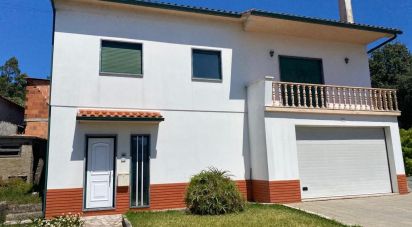 Maison T4 à Caranguejeira de 309 m²