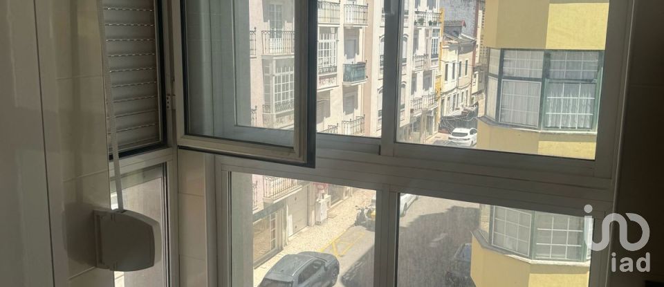 Apartment T4 in Alcobaça e Vestiaria of 101 m²