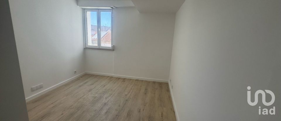 Apartment T4 in Alcobaça e Vestiaria of 101 m²