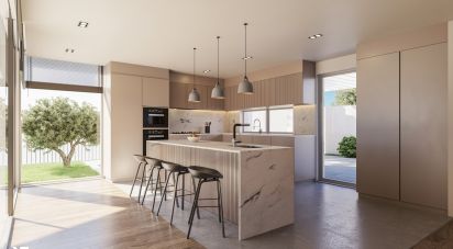 House T3 in Caniço of 421 m²