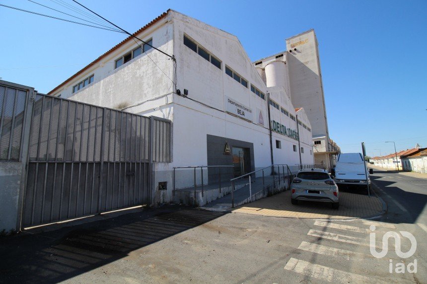 Hangar à Beja (Salvador e Santa Maria da Feira) de 3 348 m²