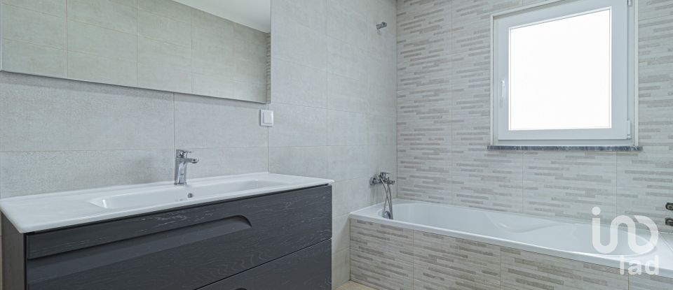 Farm T4 in Palmela of 147 m²