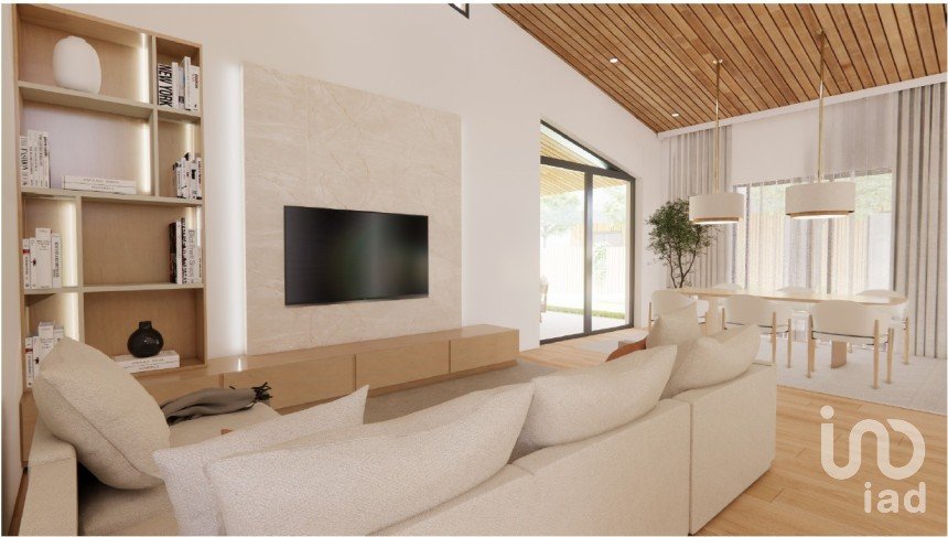 House T3 in A dos Cunhados e Maceira of 158 m²