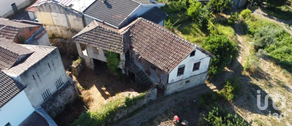 Casa T3 em Ribafeita de 210 m²