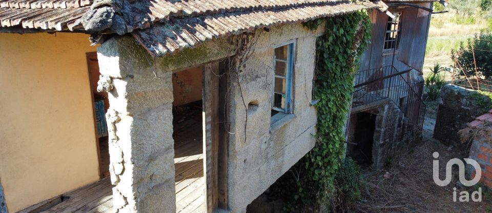 Casa T3 em Ribafeita de 210 m²