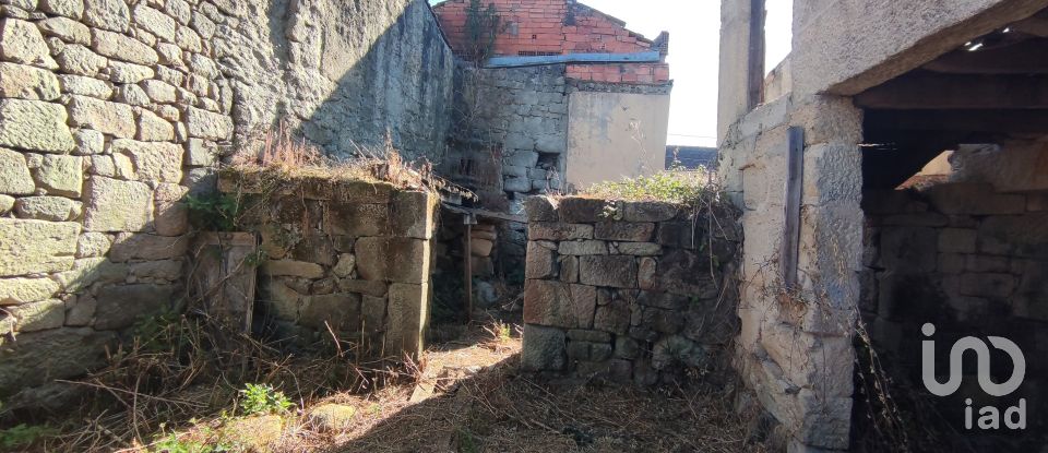 Casa T3 em Ribafeita de 210 m²