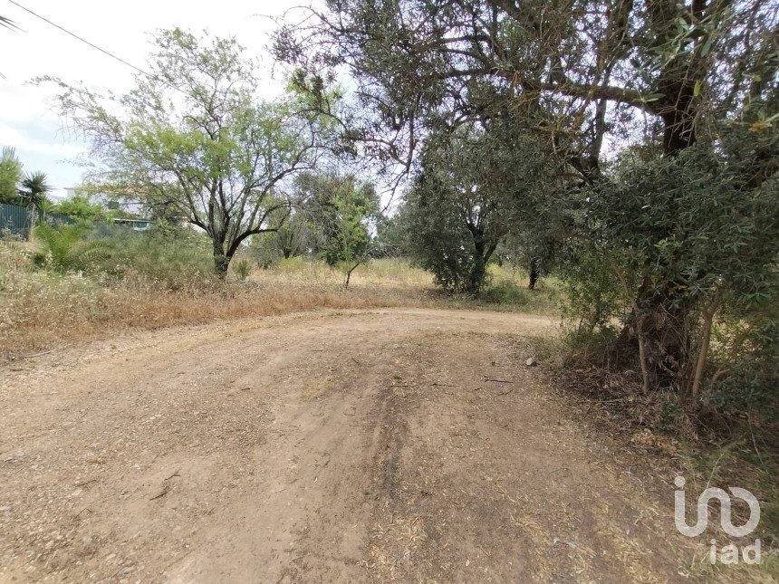 Land in Loulé (São Clemente) of 997 m²
