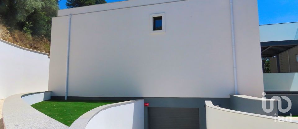 Moradia T4 em Leiria, Pousos, Barreira e Cortes de 309 m²