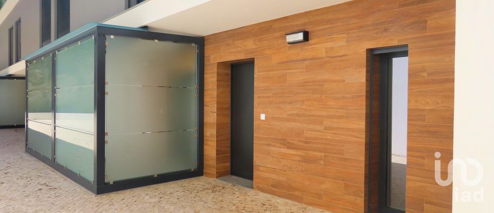 Moradia T4 em Leiria, Pousos, Barreira e Cortes de 302 m²