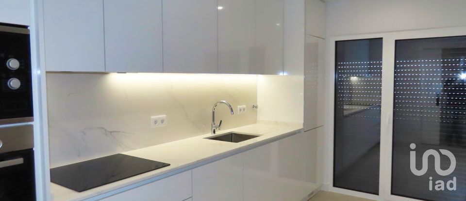 Moradia T4 em Leiria, Pousos, Barreira e Cortes de 302 m²