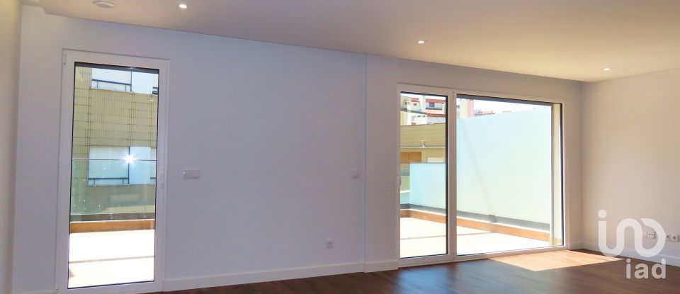 Moradia T3 em Leiria, Pousos, Barreira e Cortes de 314 m²