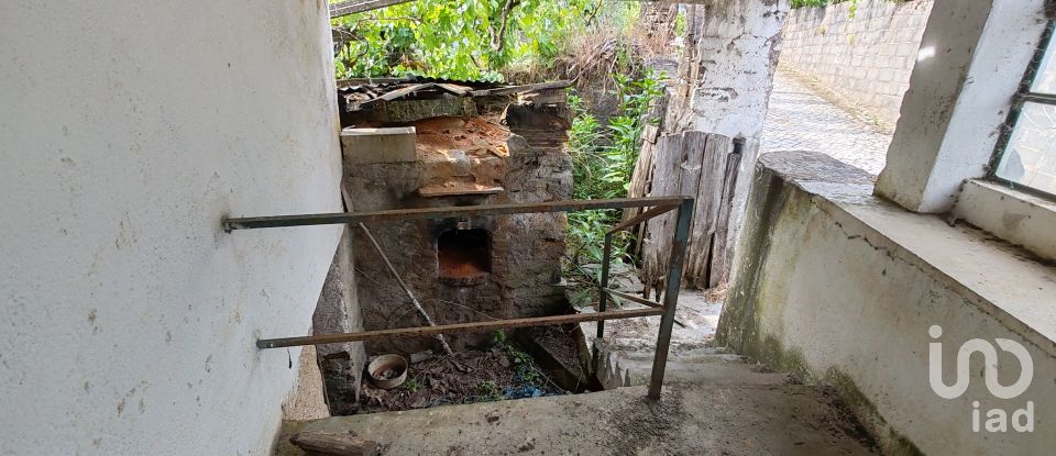 Maison T2 à Troviscal de 202 m²