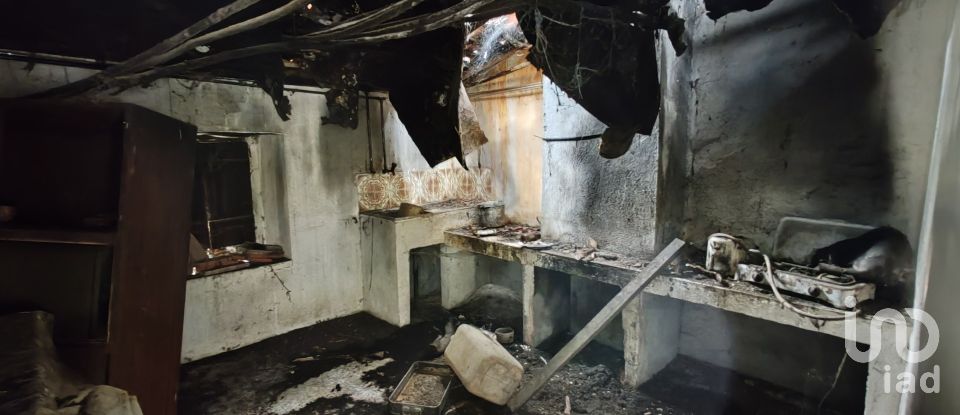 Maison T2 à Troviscal de 202 m²