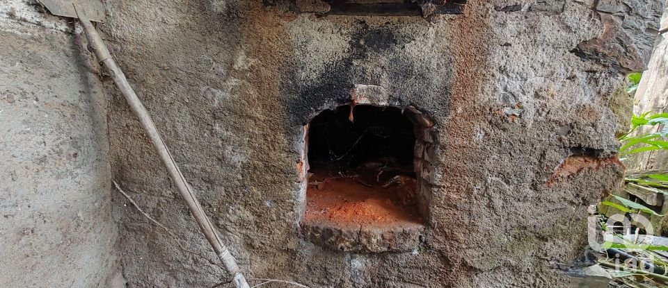 Maison T2 à Troviscal de 202 m²