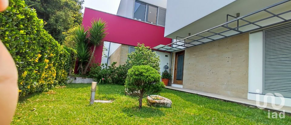 House T4 in Loivo of 346 m²