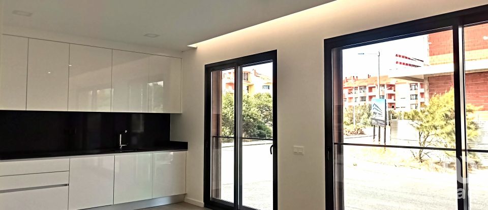 Appartement T2 à Atouguia da Baleia de 93 m²
