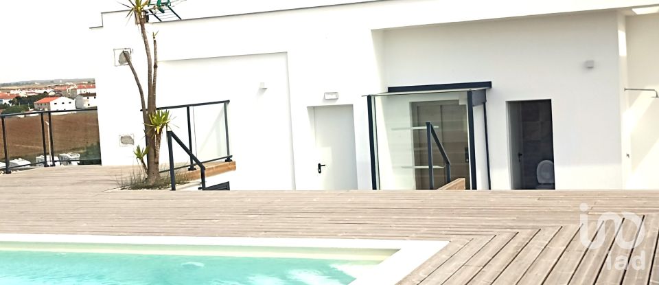 Appartement T2 à Atouguia da Baleia de 93 m²