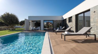 House T4 in Reguengo Grande of 198 m²