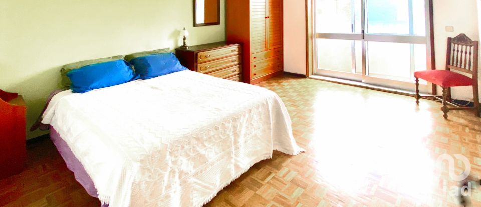 Appartement T2 à São Félix da Marinha de 115 m²