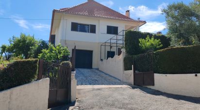Maison T6 à Proença-a-Nova e Peral de 461 m²