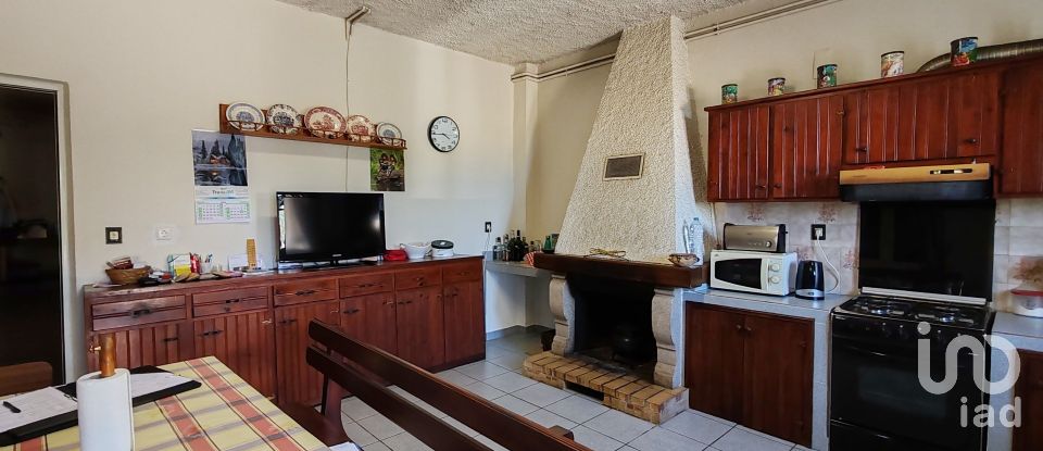 Moradia T6 em Proença-a-Nova e Peral de 461 m²