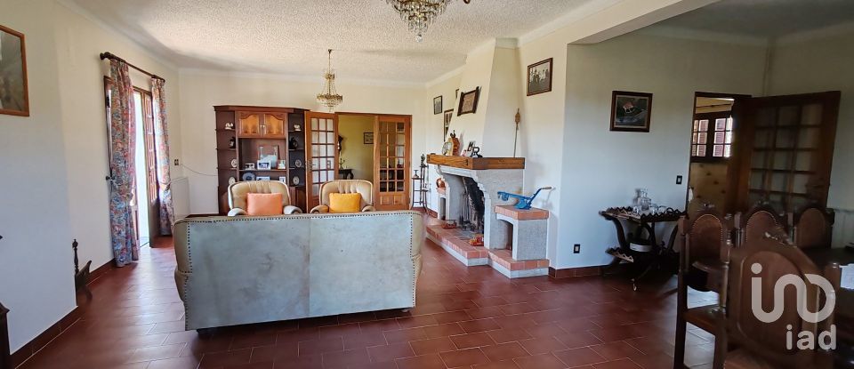 Moradia T6 em Proença-a-Nova e Peral de 461 m²