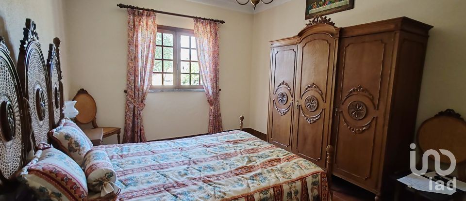 Moradia T6 em Proença-a-Nova e Peral de 461 m²